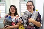 Curso de Pedagogia entrega arrecada&ccedil;&atilde;o do Lacre Solid&aacute;rio
